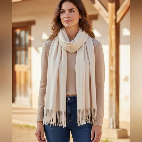 Ileana Castellanos Accessories - Baby Alpaca and Merinowool Ileana Castellanos Cream Fringe Scarf